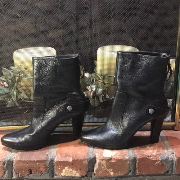 Simply Vera Vera Wang Booties! - Picture 2 of 9